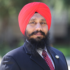  Gurminder Sangha